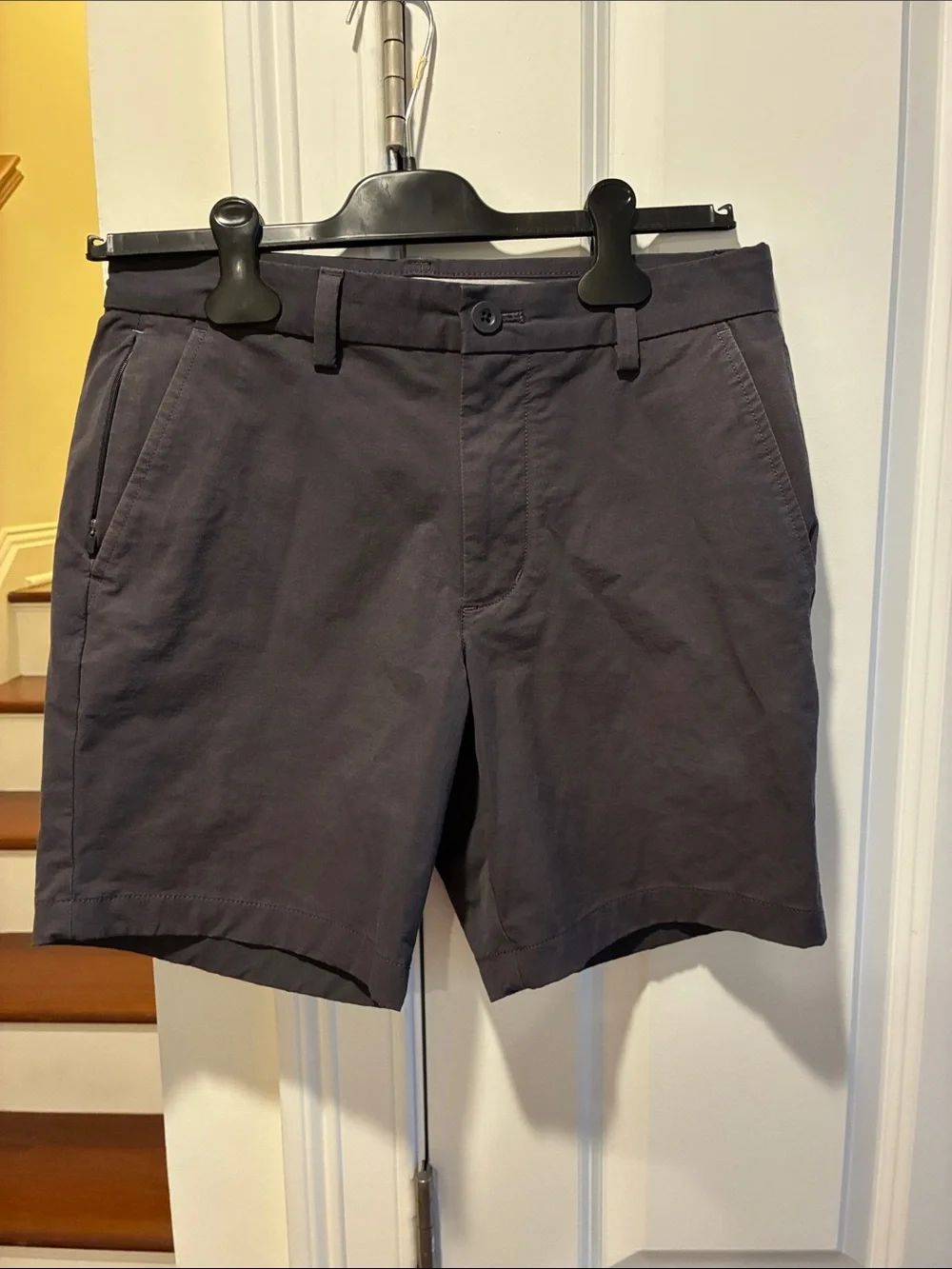 Vineyard Vines Men’s Slate Gray Flat Front Chino Shorts Sz 28